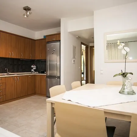 Holiday home #flh - Pampa Grass House Kalandra